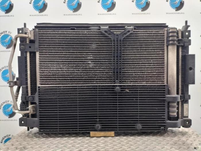 Gebruikte Radiateur Citroen C4 Grand Picasso Prijs € 302,50 Inclusief btw aangeboden door Rhenoy Onderdelen b.v.
