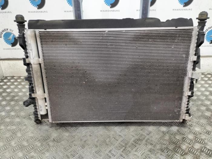 Gebruikte Radiateur Ford Transit Custom Prijs € 605,00 Inclusief btw aangeboden door Rhenoy Onderdelen b.v.