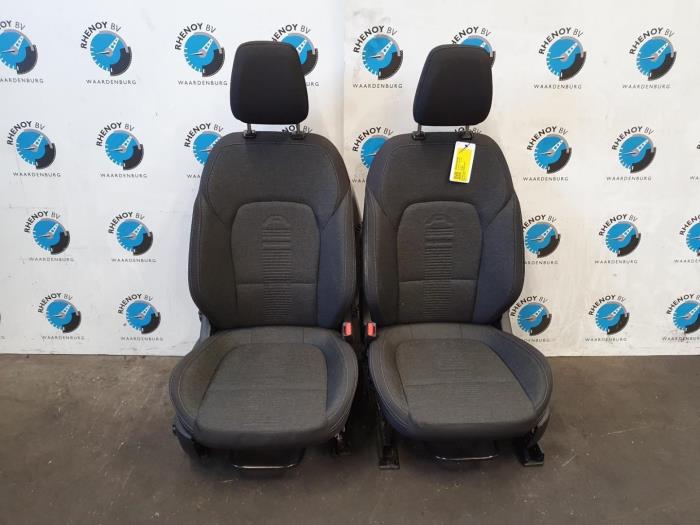 Gebruikte Display Interieur Ford Focus Prijs € 605,00 Inclusief btw aangeboden door Rhenoy Onderdelen b.v.