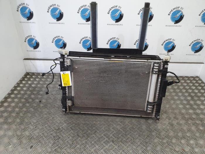 Radiateur Peugeot 308 (Gebruikt)