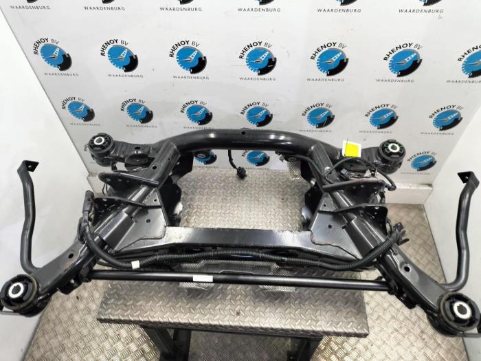 Gebruikte Subframe Jaguar E-Pace Prijs € 242,00 Inclusief btw aangeboden door Rhenoy Onderdelen b.v.
