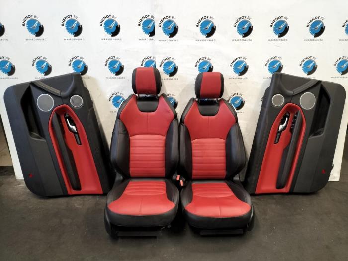 Gebruikte Display Interieur Landrover Range Rover Prijs € 1.089,00 Inclusief btw aangeboden door Rhenoy Onderdelen b.v.