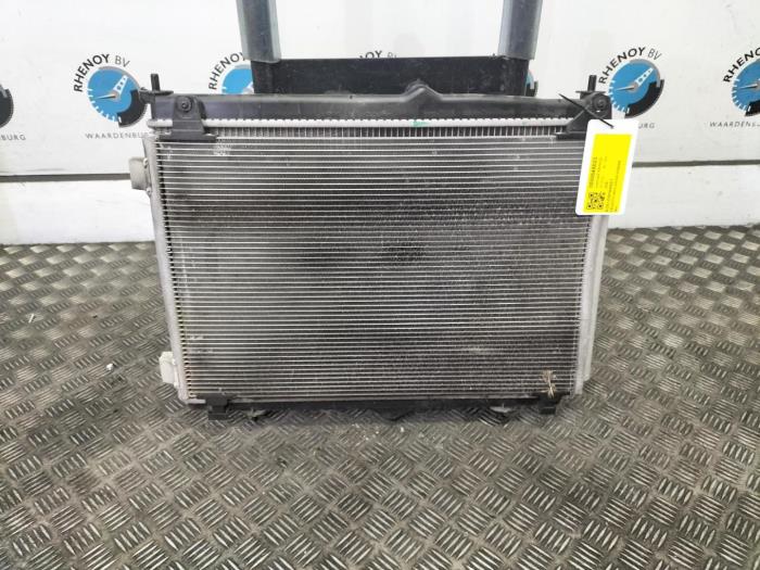 Gebruikte Radiateur Opel Corsa Prijs € 484,00 Inclusief btw aangeboden door Rhenoy Onderdelen b.v.