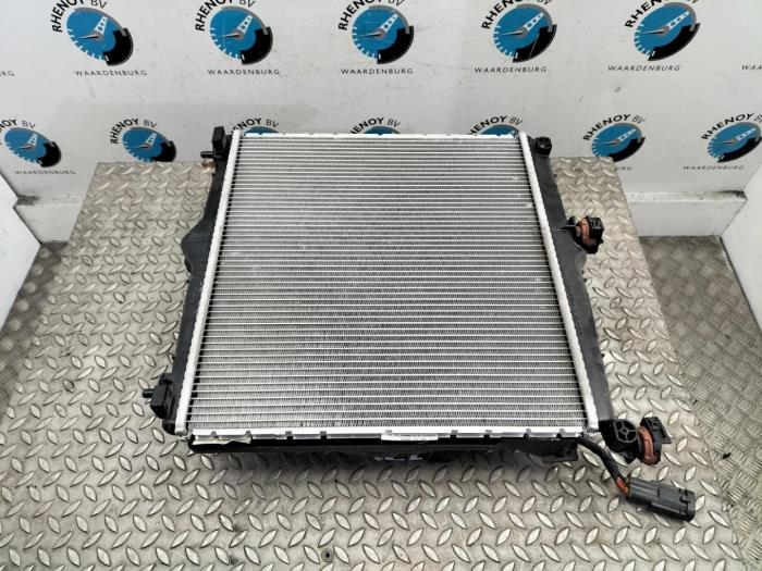 Gebruikte Radiateur Opel Corsa Prijs € 847,00 Inclusief btw aangeboden door Rhenoy Onderdelen b.v.