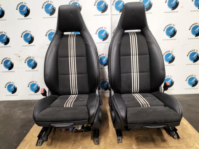 Display Interieur Mercedes GLA (Gebruikt)