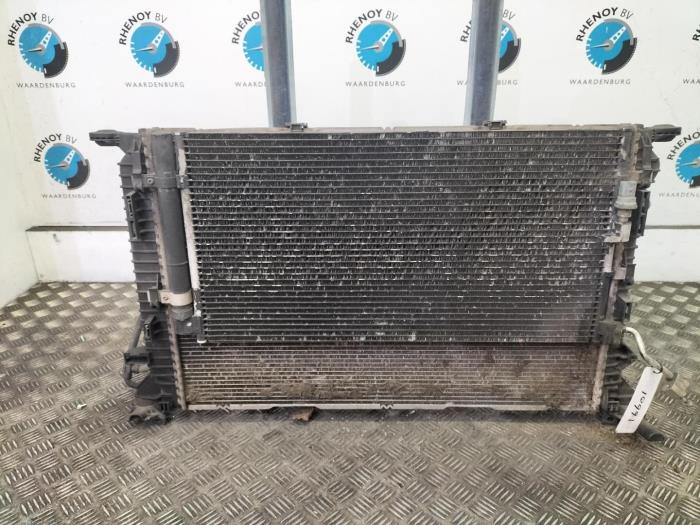 Gebruikte Radiateur Audi Q5 Prijs € 242,00 Inclusief btw aangeboden door Rhenoy Onderdelen b.v.