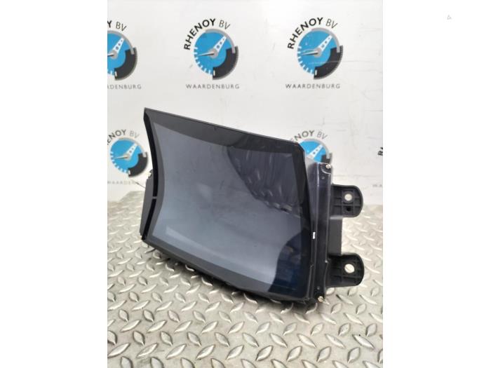 Gebruikte Head-up display Nissan Qashqai Prijs € 302,50 Inclusief btw aangeboden door Rhenoy Onderdelen b.v.