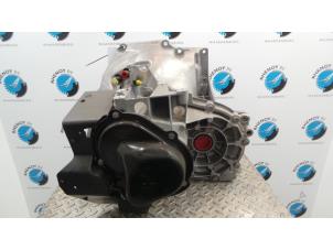 Gebruikte Versnellingsbak Ford Mondeo Prijs op aanvraag aangeboden door Rhenoy Onderdelen b.v.