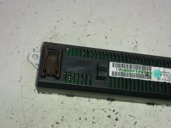 Display Interieur van een Citroën Jumpy (G9) 2.0 HDI 140 2008