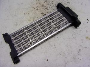 Gebruikte Kachel Verwarmingselement Renault Kangoo Express (FW) 1.5 dCi 90 FAP Prijs € 15,75 Margeregeling aangeboden door Reclycar De Boer BV