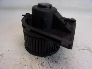 Gebruikte Aanjager Volkswagen Polo III (6N2) 1.9 SDI Prijs € 26,25 Margeregeling aangeboden door Reclycar De Boer BV