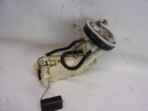 Gebruikte Tank element Pomp Honda Civic (EP/EU) 1.6 16V VTEC Prijs € 26,25 Margeregeling aangeboden door Reclycar De Boer BV