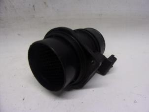 Gebruikte Luchthoeveelheidsmeter Renault Laguna II Grandtour (KG) 2.2 dCi 150 16V Prijs € 36,75 Margeregeling aangeboden door Reclycar De Boer BV