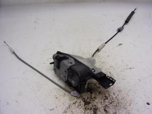 Gebruikte Deurslot Mechaniek 4Deurs links-achter Citroen C4 Cactus (0B/0P) 1.6 Blue Hdi 100 Prijs € 21,00 Margeregeling aangeboden door Reclycar De Boer BV