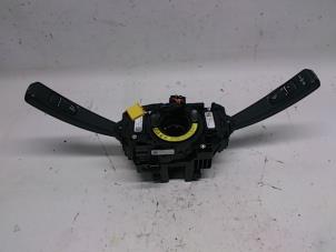 Gebruikte Combischakelaar Stuurkolom Volvo V60 I (FW/GW) 1.6 DRIVe Prijs € 131,25 Margeregeling aangeboden door Reclycar De Boer BV