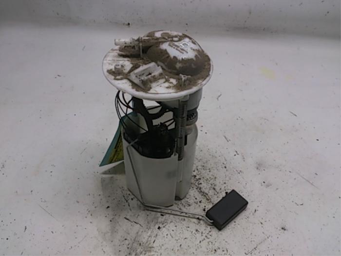 Gebruikte Tank element Pomp Ford Ka II 1.2 Prijs € 42,00 Margeregeling aangeboden door Reclycar De Boer BV