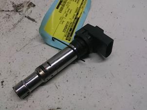 Gebruikte Bobine Skoda Fabia II (5J) 1.4i 16V Prijs € 15,75 Margeregeling aangeboden door Reclycar De Boer BV