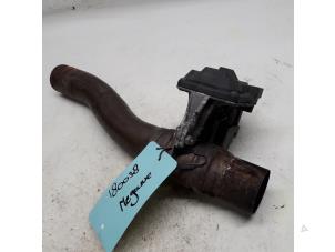 Gebruikte Gasklephuis Renault Megane III Grandtour (KZ) 1.5 dCi 110 Prijs € 26,25 Margeregeling aangeboden door Reclycar De Boer BV