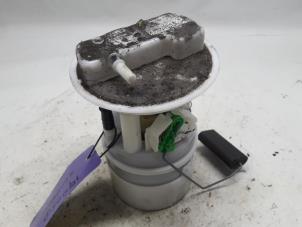 Gebruikte Brandstofpomp Elektrisch Dacia Sandero I (BS) 1.2 16V Bifuel Prijs € 42,00 Margeregeling aangeboden door Reclycar De Boer BV