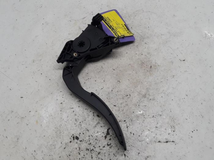 Gebruikte Gaspedaalpositie Sensor Renault Captur I (2R) 0.9 Energy TCE 12V Prijs € 36,75 Margeregeling aangeboden door Reclycar De Boer BV