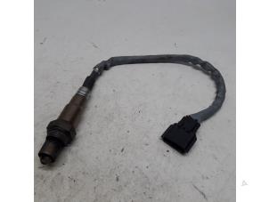Gebruikte Lambda Sonde Renault Captur (2R) 1.5 Energy dCi 110 FAP Prijs € 52,50 Margeregeling aangeboden door Reclycar De Boer BV