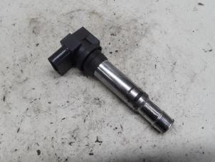 Gebruikte Bobine Volkswagen Polo IV (9N1/2/3) 1.6 16V Prijs € 15,75 Margeregeling aangeboden door Reclycar De Boer BV