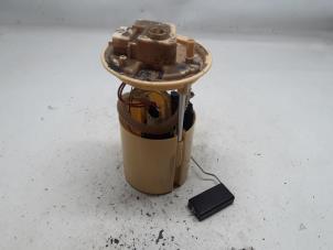 Gebruikte Tank element Pomp Opel Corsa Prijs € 26,25 Margeregeling aangeboden door Reclycar De Boer BV