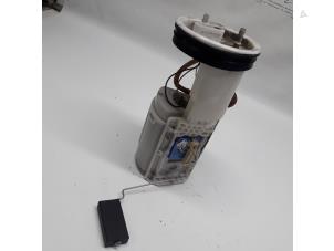 Gebruikte Tank element Pomp Skoda Superb (3U4) 2.8 V6 30V Prijs € 26,25 Margeregeling aangeboden door Reclycar De Boer BV