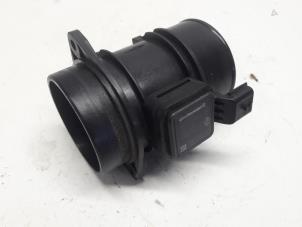 Gebruikte Luchthoeveelheidsmeter Renault Megane III Grandtour (KZ) 1.5 dCi 110 Prijs € 42,00 Margeregeling aangeboden door Reclycar De Boer BV