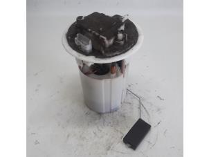 Gebruikte Brandstofpomp Elektrisch Peugeot 207/207+ (WA/WC/WM) 1.4 16V Prijs € 26,25 Margeregeling aangeboden door Reclycar De Boer BV