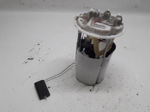 Gebruikte Brandstofpomp Elektrisch Renault Megane III Grandtour (KZ) 1.5 dCi 110 Prijs € 73,50 Margeregeling aangeboden door Reclycar De Boer BV