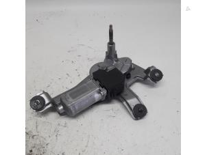 Gebruikte Ruitenwissermotor achter Toyota Corolla Verso (R10/11) 2.2 D-4D 16V Prijs € 15,75 Margeregeling aangeboden door Reclycar De Boer BV