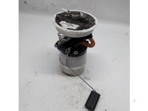 Gebruikte Tank element Pomp Ford Focus C-Max 1.8 16V Prijs € 26,25 Margeregeling aangeboden door Reclycar De Boer BV