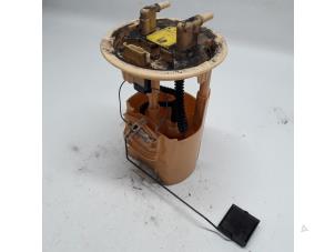 Gebruikte Tankvlotter Citroen C2 (JM) 1.4 HDI Prijs € 21,00 Margeregeling aangeboden door Reclycar De Boer BV