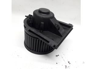 Gebruikte Aanjager Volkswagen Polo III (6N2) 1.4 16V 75 Prijs € 26,25 Margeregeling aangeboden door Reclycar De Boer BV