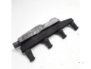 Gebruikte Bobine Volkswagen Golf III (1H1) 1.4 CL Prijs € 15,75 Margeregeling aangeboden door Reclycar De Boer BV