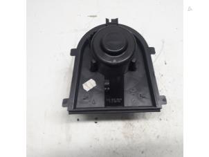 Gebruikte Aanjager Seat Ibiza II (6K1) 1.4 16V Prijs € 26,25 Margeregeling aangeboden door Reclycar De Boer BV