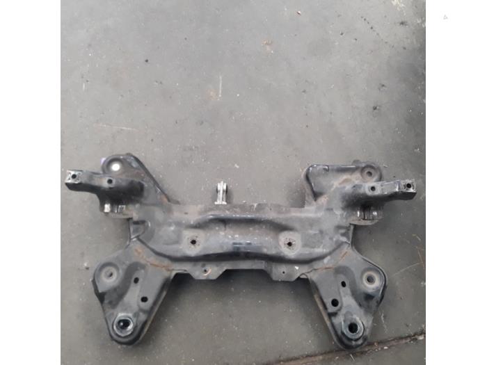 Gebruikte Subframe Citroen C3 (SC) 1.6 HDi 92 Prijs € 52,50 Margeregeling aangeboden door Reclycar De Boer BV