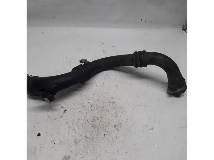 Gebruikte Intercooler Buis Renault Vel Satis (BJ) 2.0 16V Turbo Prijs € 26,25 Margeregeling aangeboden door Reclycar De Boer BV