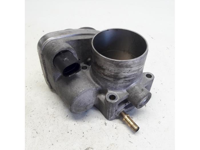 Gebruikte Gasklephuis Renault Megane II (BM/CM) 1.6 16V Prijs € 29,40 Margeregeling aangeboden door Reclycar De Boer BV