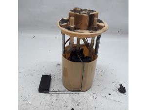 Gebruikte Tank element Pomp Fiat Punto Evo (199) 1.3 JTD Multijet 85 16V Euro 5 Prijs € 26,25 Margeregeling aangeboden door Reclycar De Boer BV