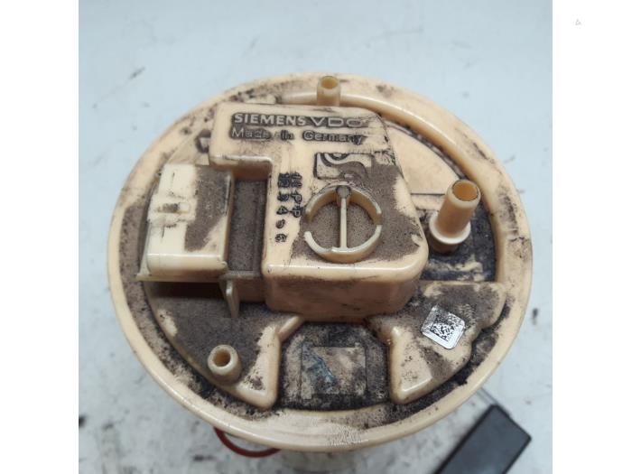 Gebruikte Tank element Pomp Opel Corsa D 1.3 CDTi 16V ecoFLEX Prijs € 42,00 Margeregeling aangeboden door Reclycar De Boer BV