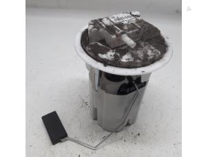 Gebruikte Tank element Pomp Peugeot 207/207+ (WA/WC/WM) 1.4 16V VTi Prijs € 26,25 Margeregeling aangeboden door Reclycar De Boer BV