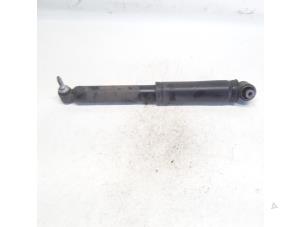 Gebruikte Schokbreker rechts-achter Renault Grand Scénic IV (RFAR) 1.5 Energy dCi 110 Prijs € 13,13 Margeregeling aangeboden door Reclycar De Boer BV