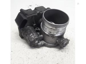 Gebruikte Gasklephuis Ford Focus 2 Wagon 1.6 TDCi 16V 110 Prijs € 26,25 Margeregeling aangeboden door Reclycar De Boer BV