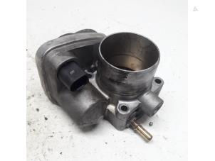 Gebruikte Gasklephuis Renault Modus/Grand Modus (JP) 1.6 16V Prijs € 29,40 Margeregeling aangeboden door Reclycar De Boer BV