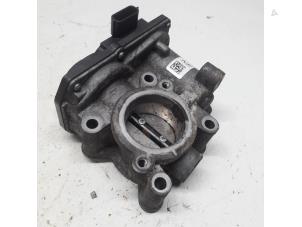 Gebruikte Gasklephuis Renault Megane IV (RFBB) 1.2 Energy TCE 100 Prijs € 31,50 Margeregeling aangeboden door Reclycar De Boer BV