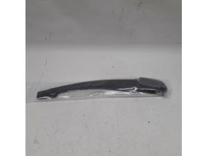 Nieuwe Ruitenwisserarm achter Peugeot 307 Prijs € 24,14 Inclusief btw aangeboden door Reclycar De Boer BV
