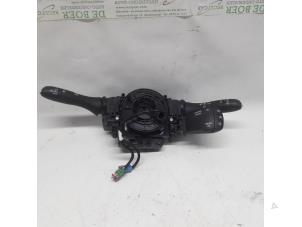 Gebruikte Combischakelaar Stuurkolom Renault Megane IV (RFBB) 1.2 Energy TCE 100 Prijs € 105,00 Margeregeling aangeboden door Reclycar De Boer BV