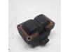 Bobine van een Fiat Punto II (188) 1.2 16V 2004